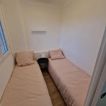 Nid Douillet En Bord De Apartment *